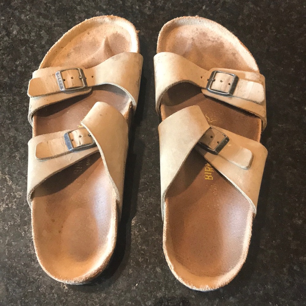 Birkenstock Arizona Light Brown Leather Sandals